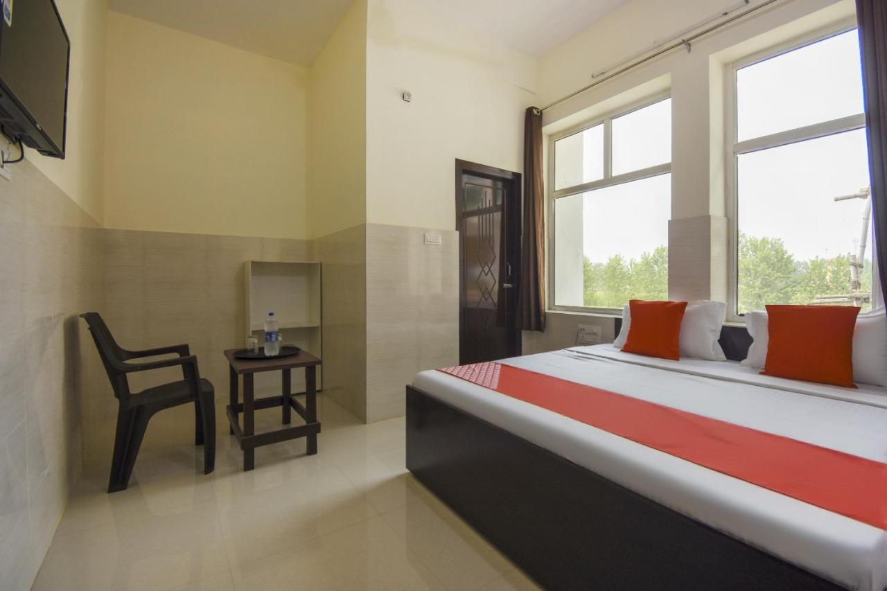 Flagship 75751 Hotel Surya Bahadrabad Exteriér fotografie