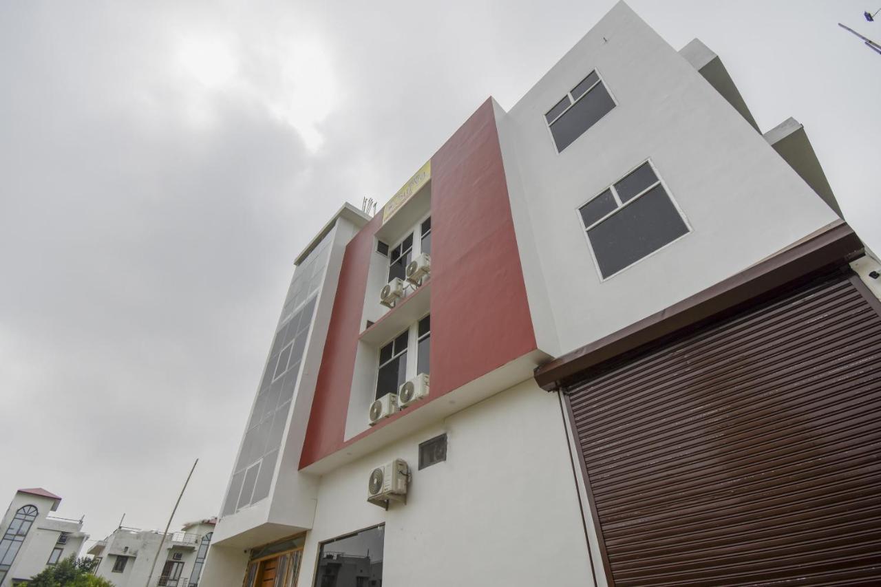 Flagship 75751 Hotel Surya Bahadrabad Exteriér fotografie